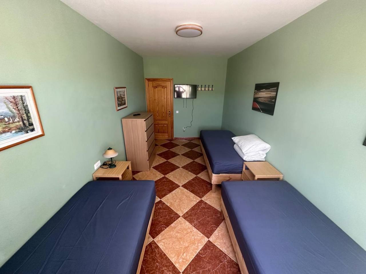 Moto Groot Homestay *